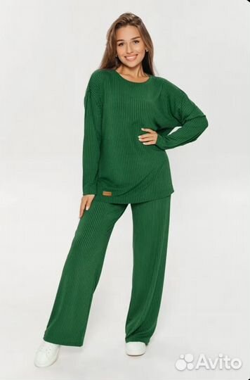 Костюм женский