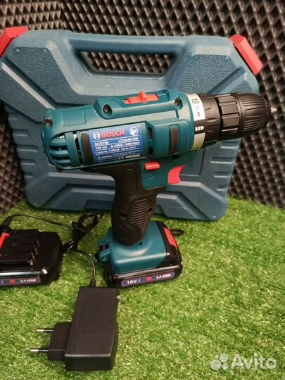 Дрель шуруповерт bosch dcd700 18V