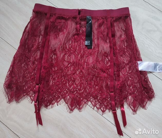 Пояс для чулок hunkemoller с юбкой юбочкой