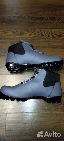 Лыжные ботинки Spine классика