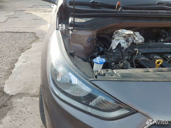 Фары на hyundai solaris 2