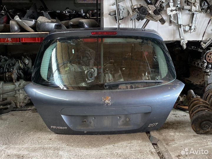 Peugeot 207 крышка багажника