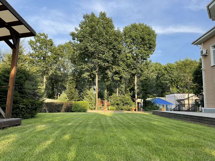 Дом 287 м² на участке 30 сот.