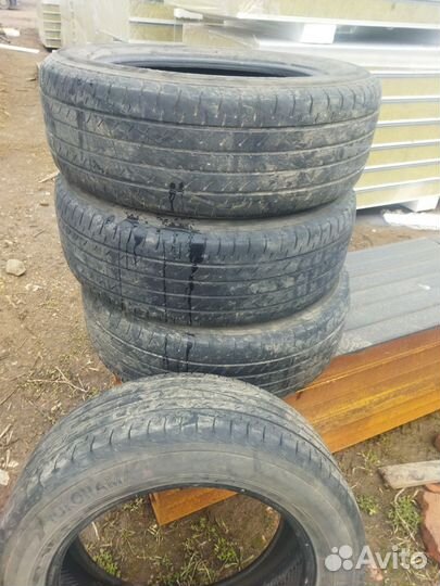 Yokohama BluEarth E51 225/60 R18 100H