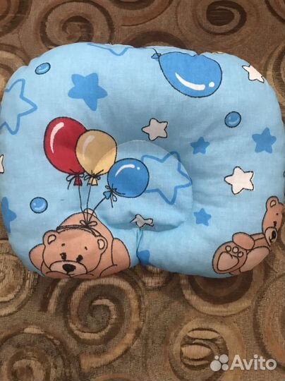 Подушка для новорожденных в коляску новая