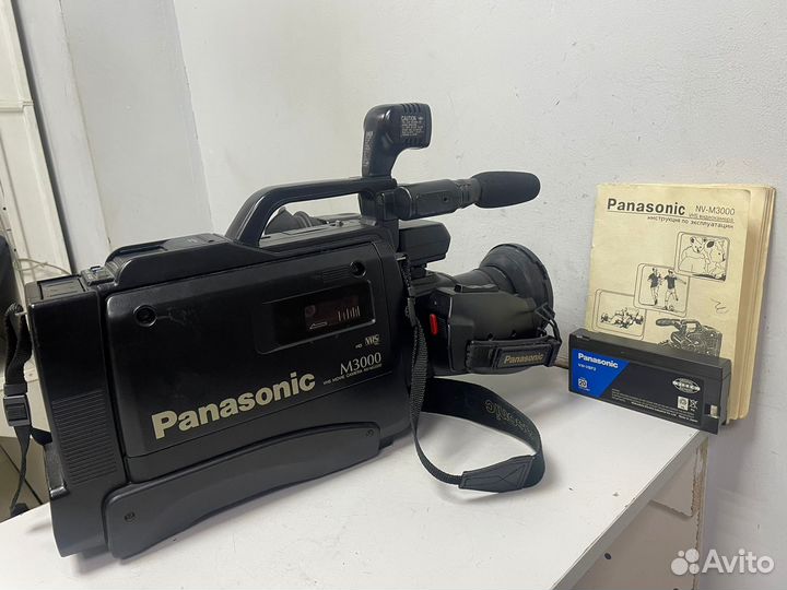 Видеокамера Panasonic M3000