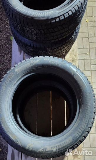 Bridgestone Blizzak DM-V3 255/55 R18