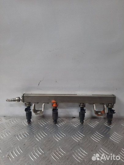 Топливная рампа Volvo V50 хэтчбек B4184S11 2008