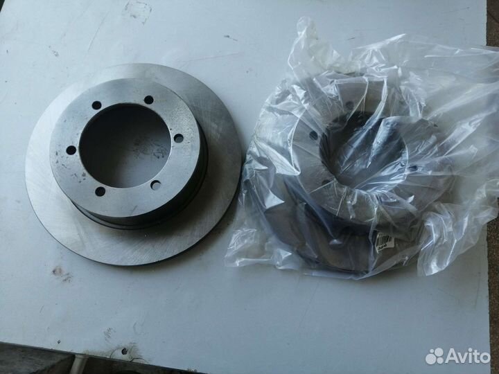 Диск тормозной задний nissan Cabstar 06-09 DP107