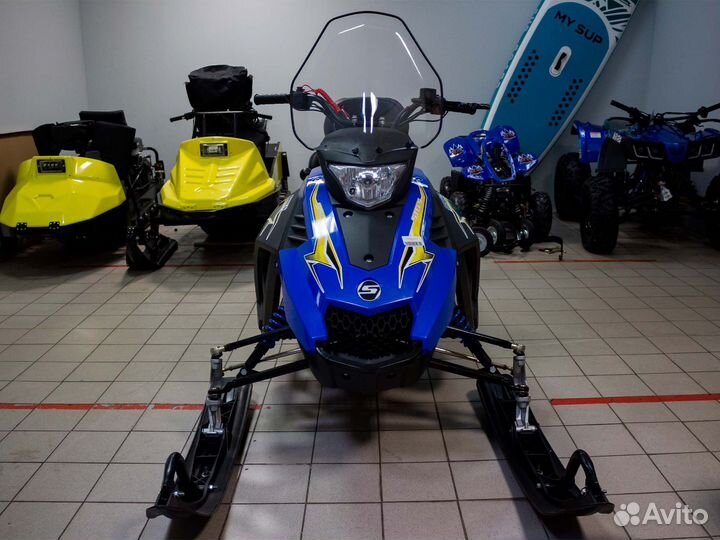 Снегоход Stels Капитан 150 витрина