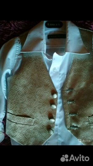 Новый Праздничный фирменный костюм тройка