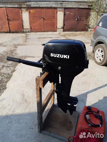 Suzuki DT 15