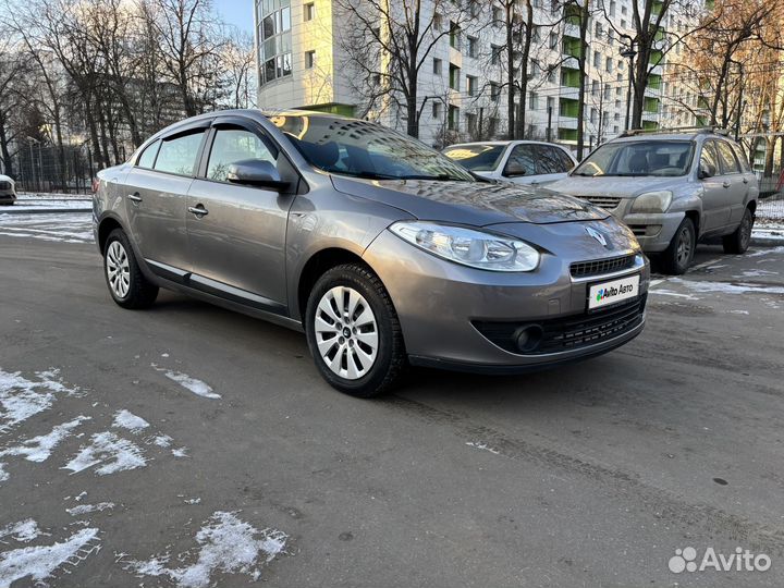 Renault Fluence 1.6 МТ, 2011, 200 000 км