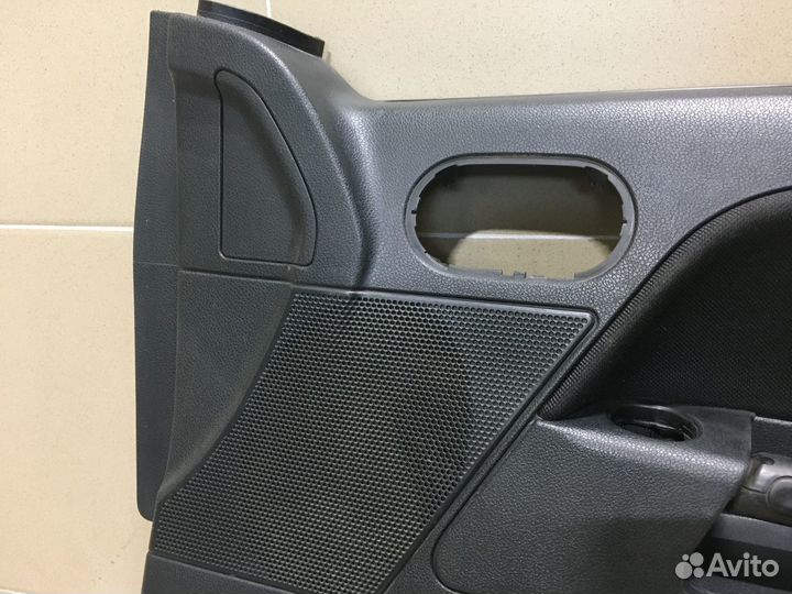 Обшивка двери передней правой Fusion 2002-2012