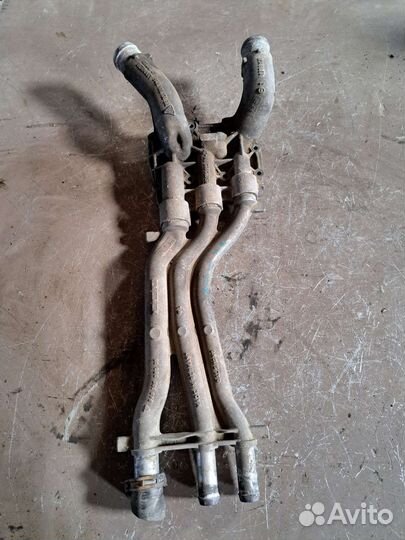 Корпус термостата на Porsche Cayenne 955