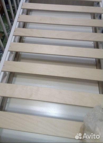 Кровать-трансформер с маятником и матрас