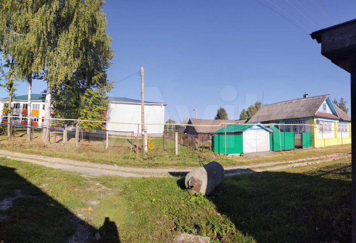 Дом 57 м² на участке 50 сот.