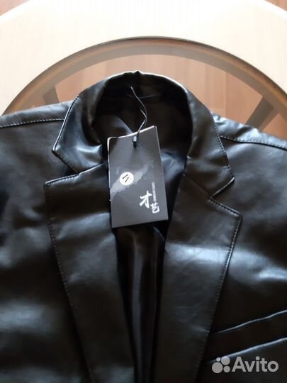 Кожаный пиджак