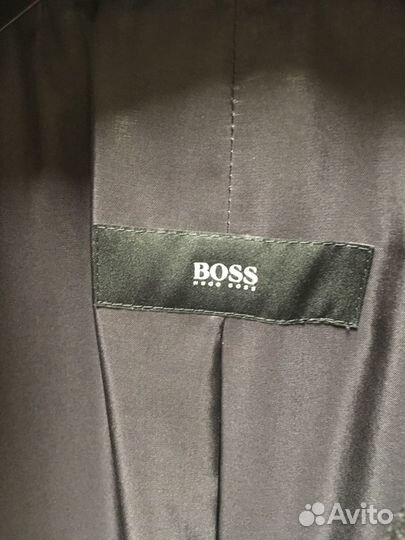 Пальто мужское Boss