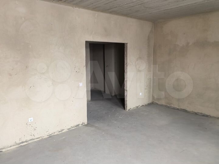 2-к. квартира, 76 м², 3/9 эт.