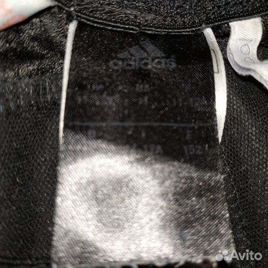 Шорты adidas на мальчика р.150-152