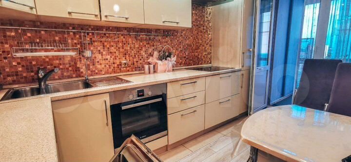 2-к. квартира, 58 м², 19/19 эт.