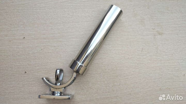 Держатель для спиннинга на катер