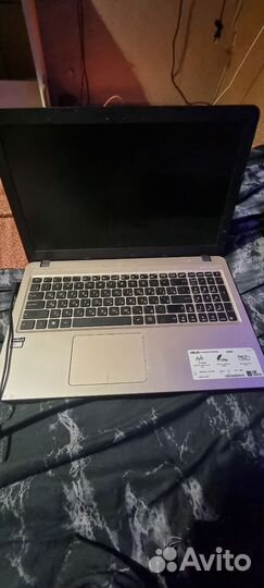 Ноутбук asus