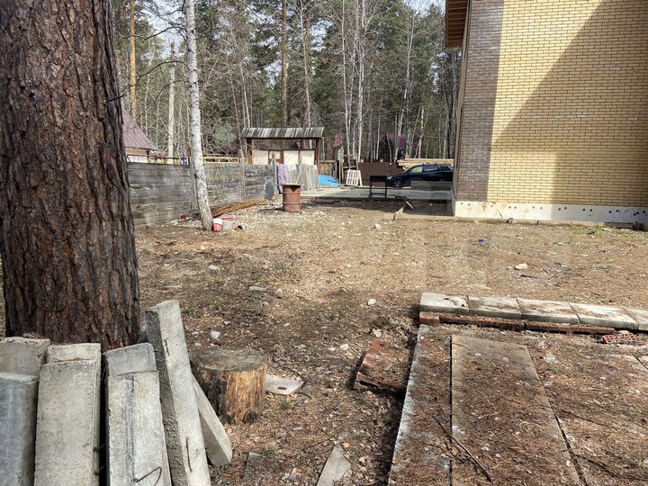 Дом 220 м² на участке 7 сот.