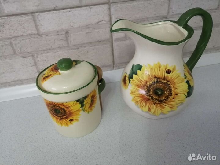 Глиняный кувшин