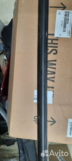 Молдинг двери пер. Л. Toyota Auris/2009