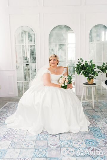 Свадебное платье большого размера