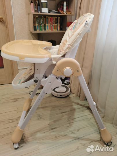 Стульчик для кормления babyton