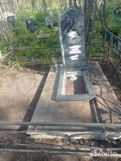 Уборка могил на кладбище Новосибирск