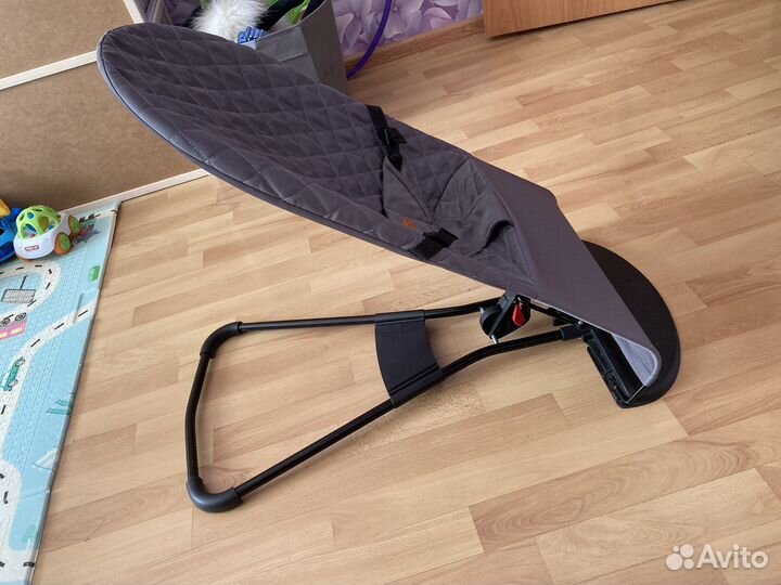 Шезлонг для новорожденных