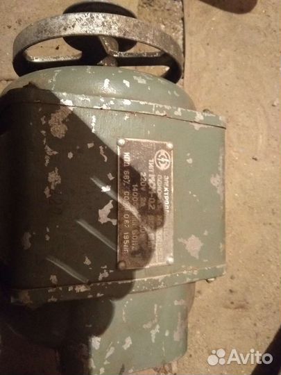 Электродвигатель 220в