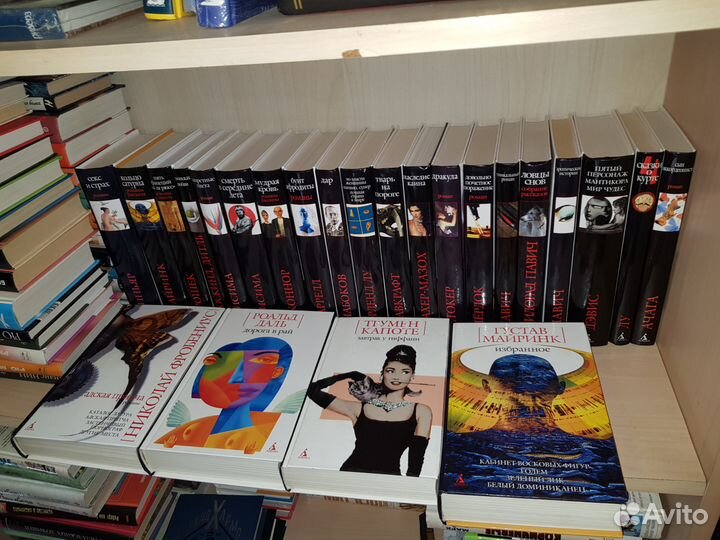 «Белая» серия спб.: Азбука-классика много книг