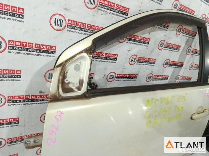 Дверь передний левый toyota IST