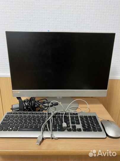 Моноблоки Lenovo AIO 520-22IKL