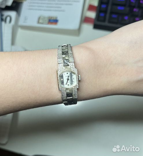 Часы женские sekonda СССР 17 jewels