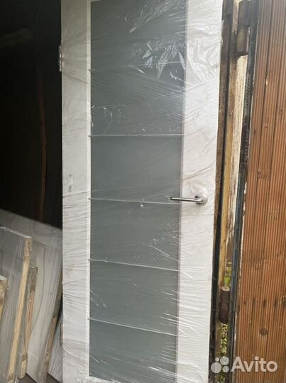 Двери межкомнатные из массива