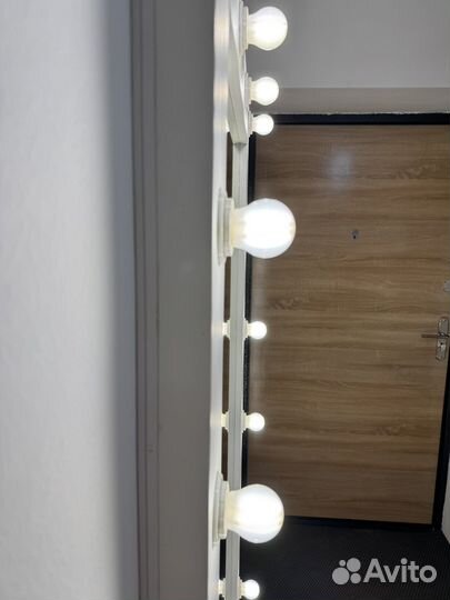 Гримерное зеркало