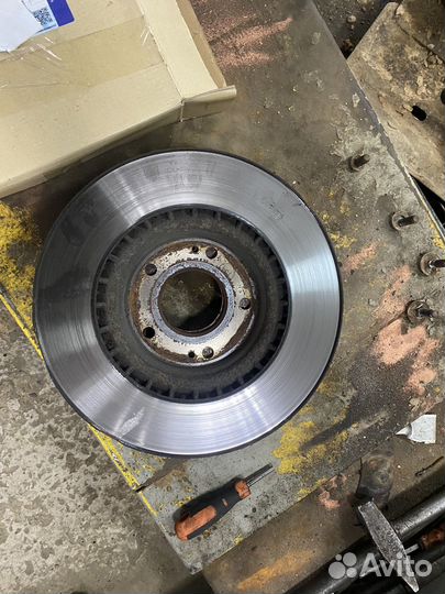 Б/У Диски тормозные передние к-т. kia sportage ql