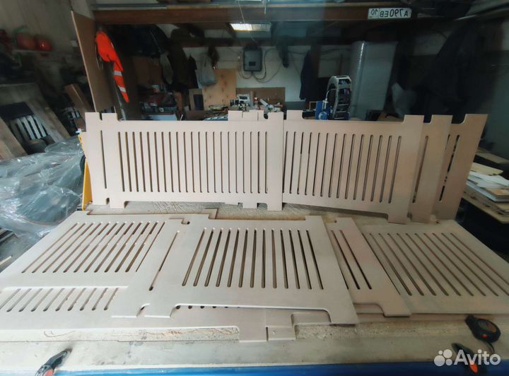 Экран для радиатора или батареи, панно