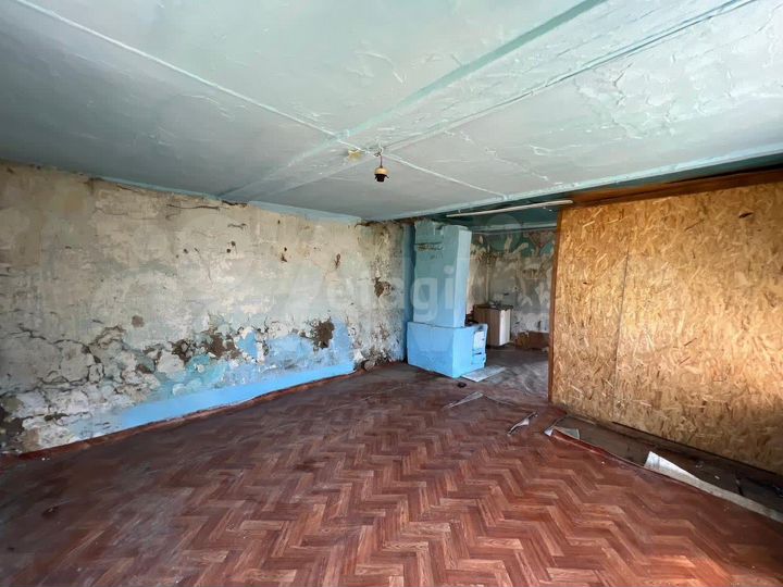 Дом 28,2 м² на участке 11 сот.