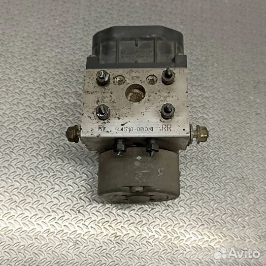 Блок абс, 583140 Toyota Yaris 2003-2005 года