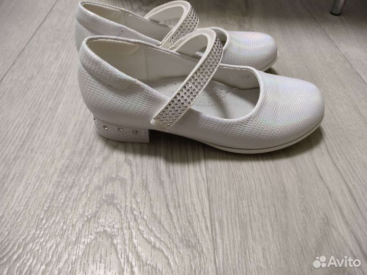 Туфли для девочки