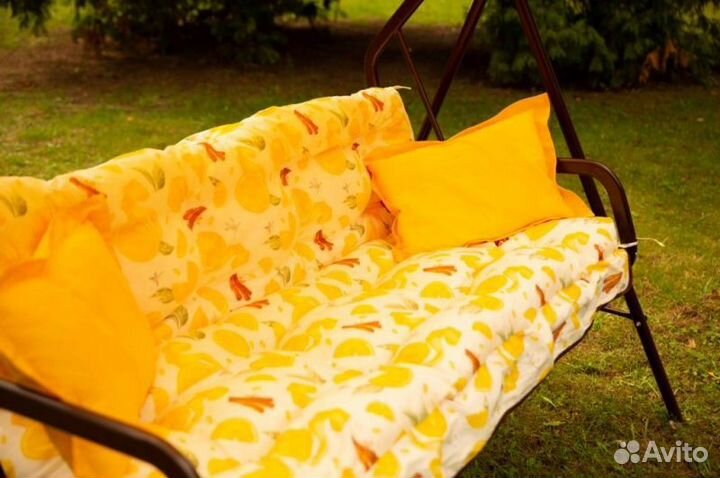 Садовые качели новые