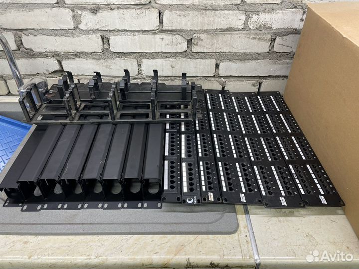 Блок розеток. патч панель. Органайзер 19