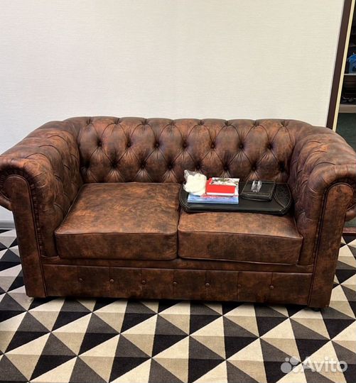 2 двойных дивана и два одинарных кресла